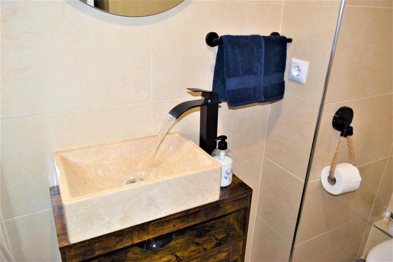 Acuarela Studio In Benalmadena Luaran gambar